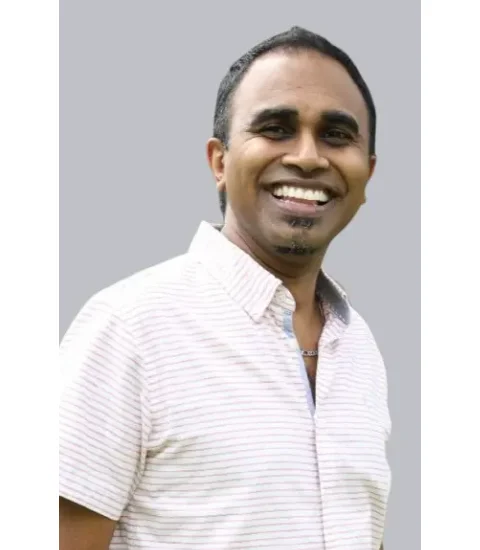 Del Naidoo